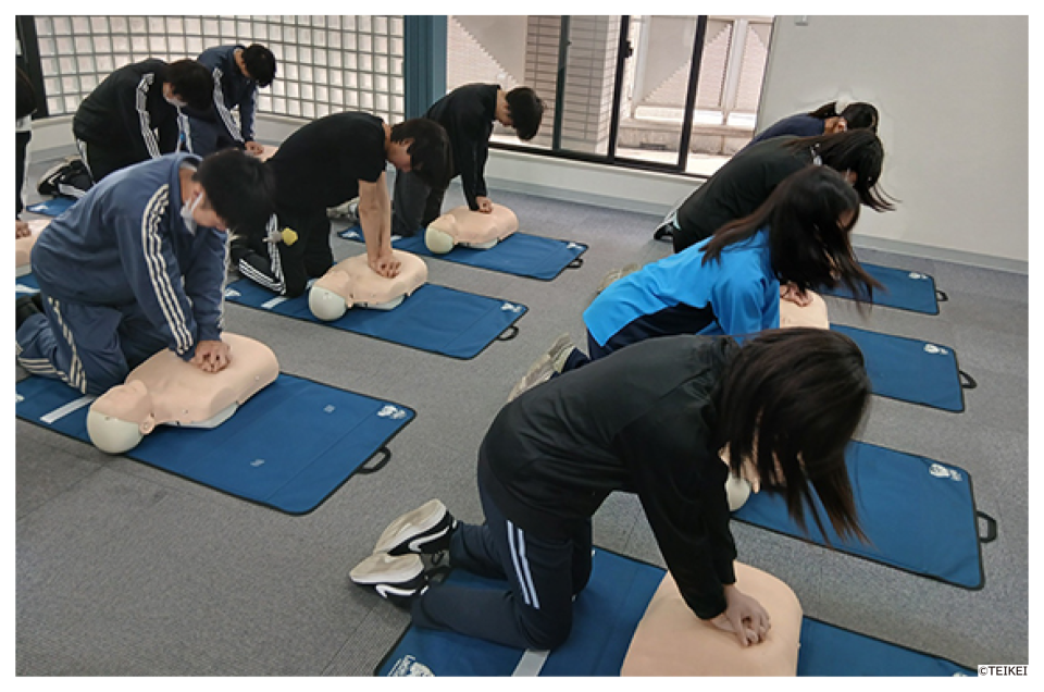 わせがく高等学校で出前授業を実施しました