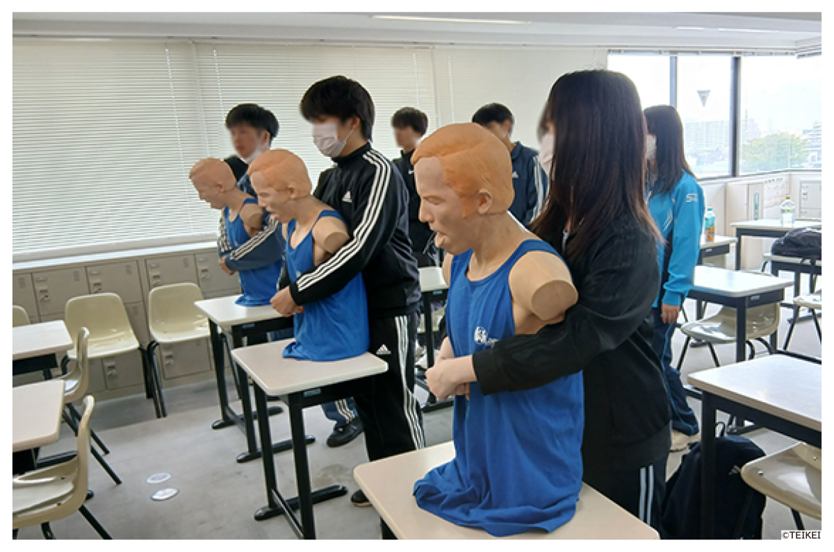 わせがく高等学校で出前授業を実施しました